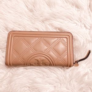 Tory Burch Fleming Wallet